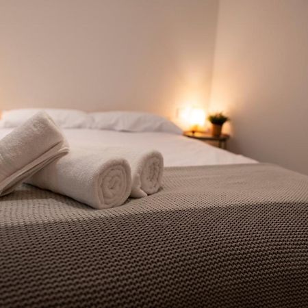 Sylvain Suites-Hosted By Sweetstay ยิบรอลตาร์ ภายนอก รูปภาพ