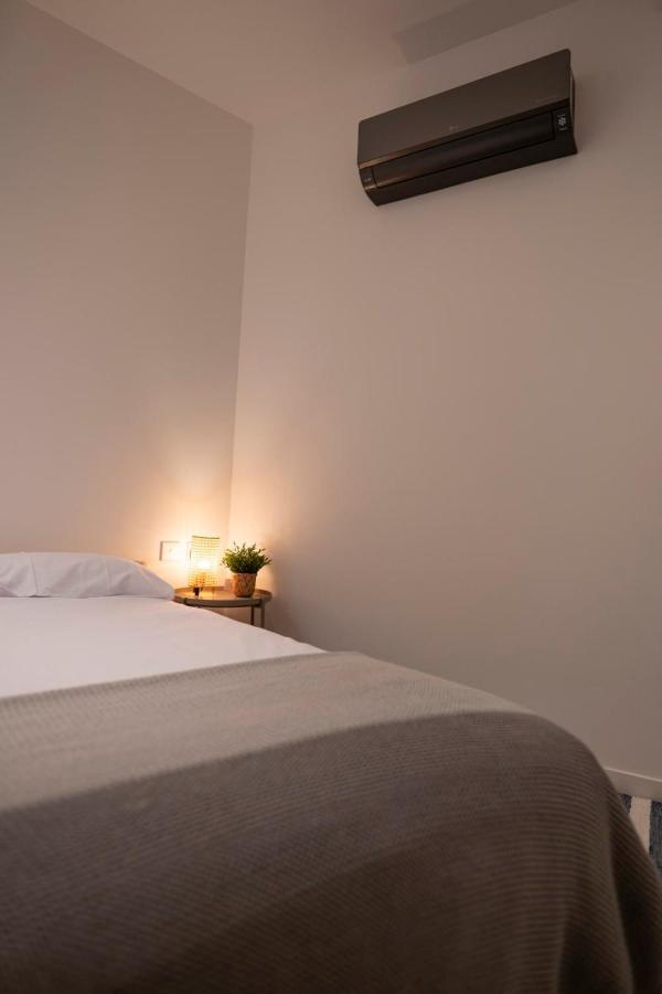 Sylvain Suites-Hosted By Sweetstay ยิบรอลตาร์ ภายนอก รูปภาพ